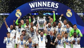 欧冠首轮战报：巴塞罗那曼城领跑，德甲球队惊艳亮相