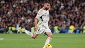 曼联小将拉什福德欧冠头球破门，技术提升惊艳全场